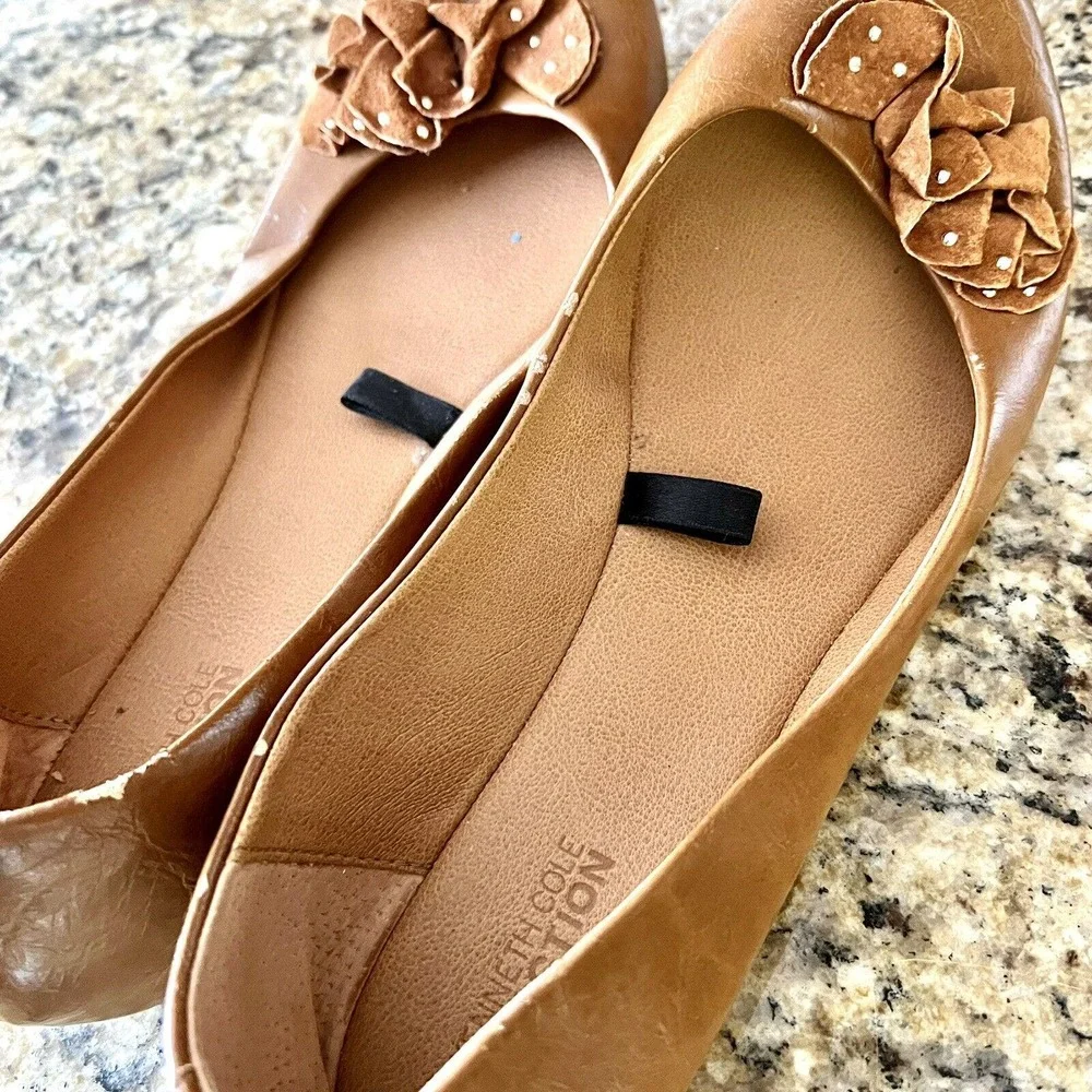 Kenneth Cole Reaction Ballet Flats 8.5 M Whiskey Brown Leatherette; Flower Bow